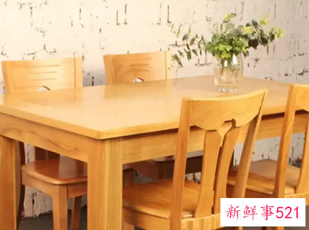 梦见餐桌是什么意思