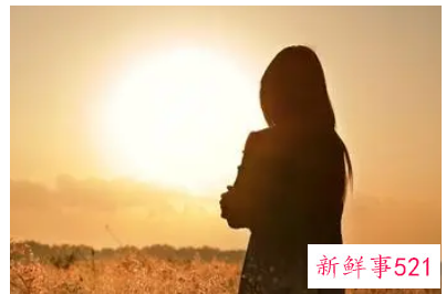 夸女生漂亮的短句经典