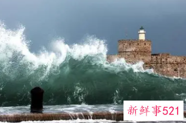 梦见海啸却平安无事是什么意思