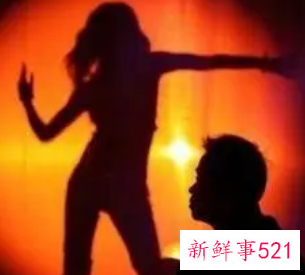 女人梦见婚外情人被发现