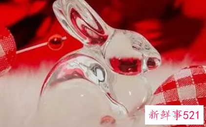 女人该如何吸引男人