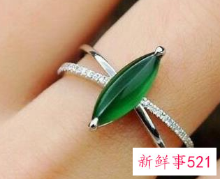 女人不要给自己买戒指