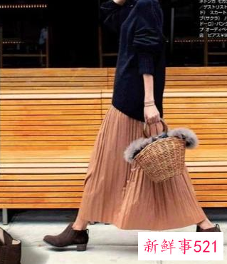 五十岁女人冬天半身裙搭配