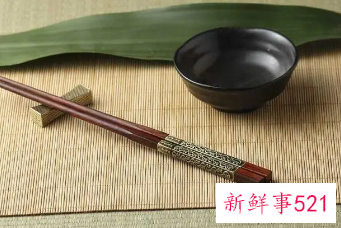 一双筷子的寓意有哪些