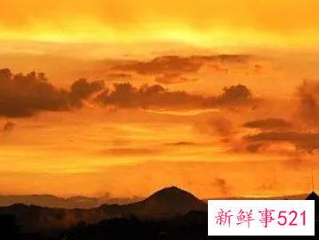 梦见绚丽多彩的天空是什么意思