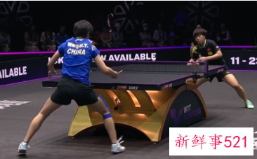 王曼昱4-2战胜王艺迪夺得冠军赛女单冠军