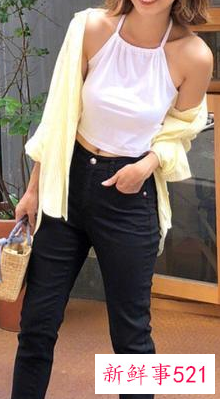 女生夏天简约穿搭