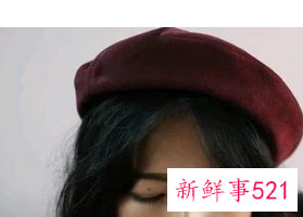 大饼脸戴什么帽子好看