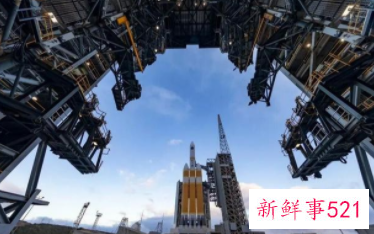 22年大推力氢氧发动机首次试车成功完成