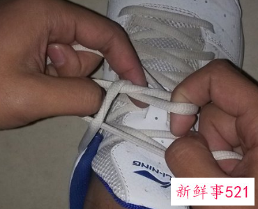 系鞋带方法初学