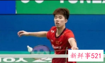 羽球亚锦赛翁泓阳挺进男单八强