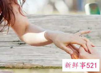 高中如何表白女生