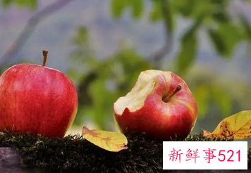 女人梦见吃一个苹果