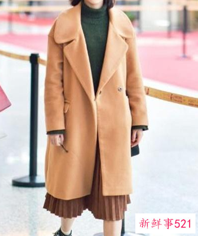 冬天半身长裙配什么外套