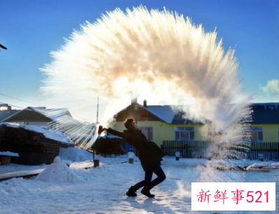 泼水成冰怎么拍好看