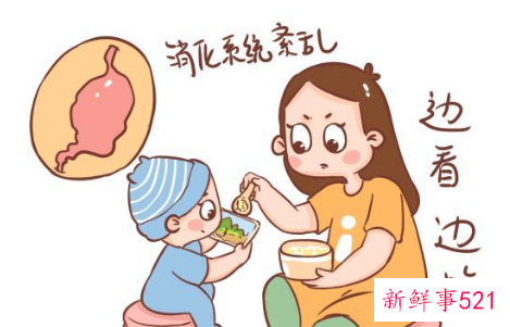 边吃饭边看电视都有哪些危害