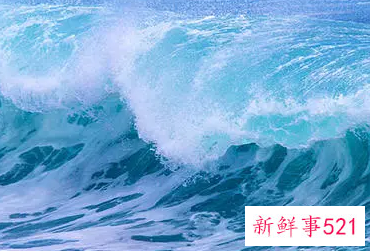 梦见海啸却平安无事是什么意思