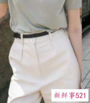 什么颜色穿出来显年轻