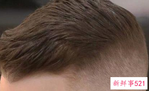 小男孩脸小适合什么发型