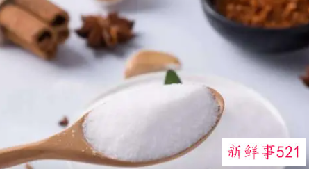 用盐水洗脸有什么好处呢