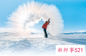 泼水成冰怎么拍好看