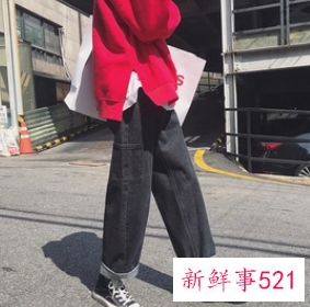 牛仔裤高帮帆布鞋怎么搭