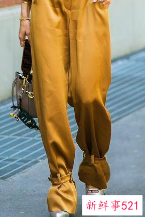 夏天阔腿裤配什么鞋子好看呢