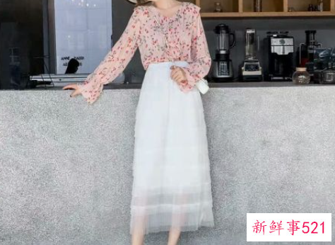 纱裙半身裙搭配什么上衣好看