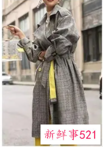 格子大衣好看吗