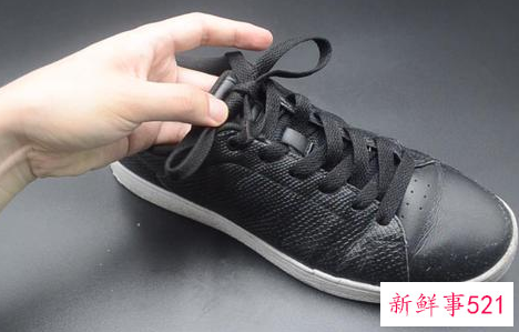 系鞋带方法初学