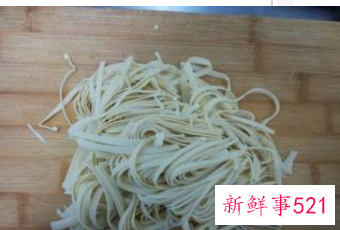 凉拌绿豆芽干豆腐丝