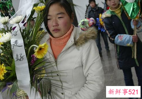 农村老人病危才不去医院