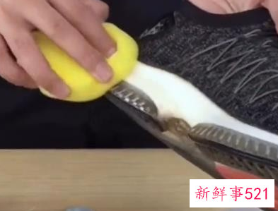 品牌运动鞋怎么洗