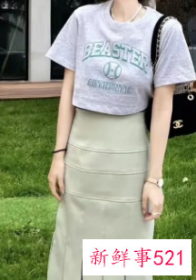现在女孩穿什么衣服合适
