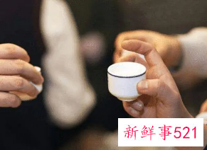 陪领导吃饭怎样说话