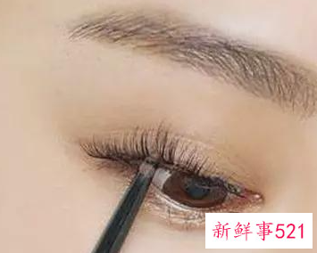 眼线的作用有哪些