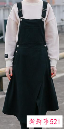 背带裙子怎么穿