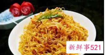 凉拌绿豆芽干豆腐丝