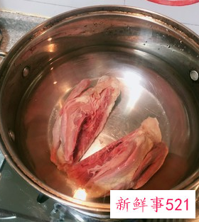 当归黄芪乳鸽汤怎么做