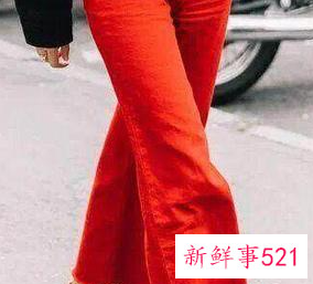 牛仔裤高帮帆布鞋怎么搭