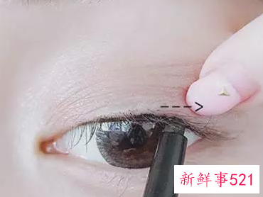 眼线的作用有哪些