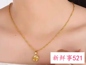 晚上带项链睡觉有事吗