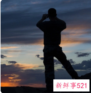 女人看男人第一眼先看什么