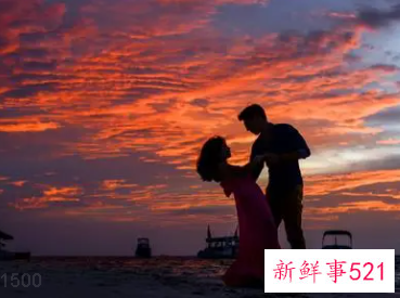 在学校怎么约女生出来