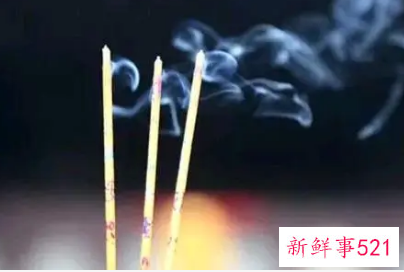 上坟点三根烟是什么意思