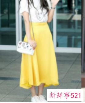 什么颜色穿出来显年轻