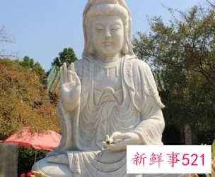 女人梦见观音菩萨现身