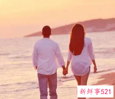 梦见恋人与别人很亲密代表了什么