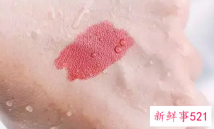 唇膏每天都可以用吗