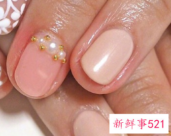 光疗甲和qq甲哪个好